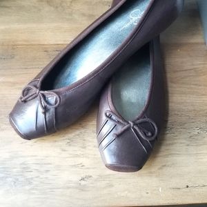 Jessica Simpson ballet flats